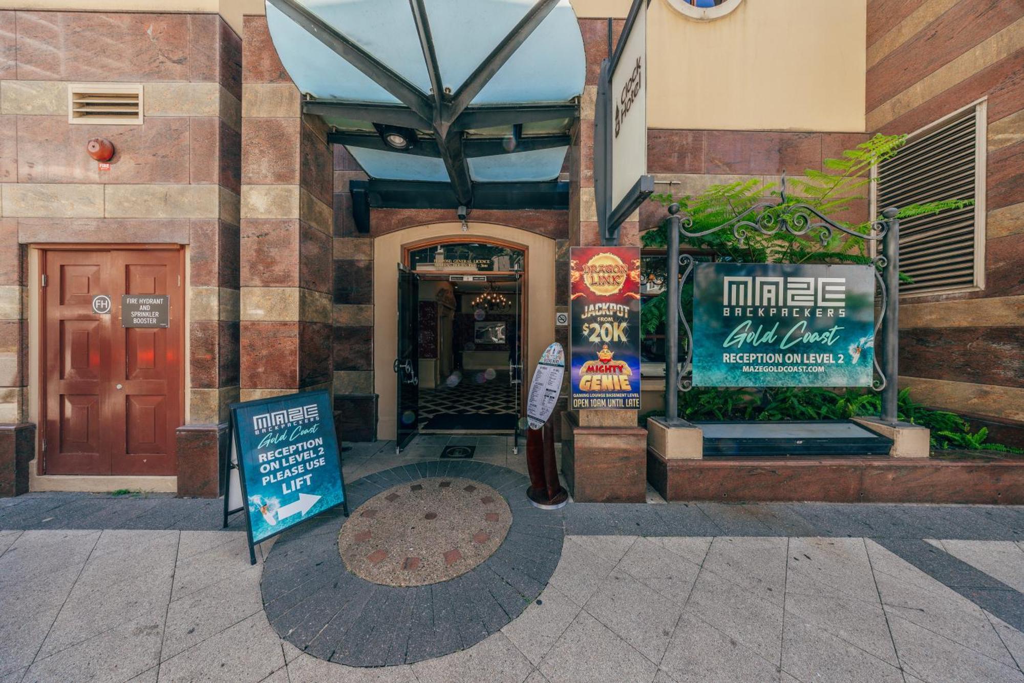 Maze Backpackers - Gold Coast Pansiyon Dış mekan fotoğraf