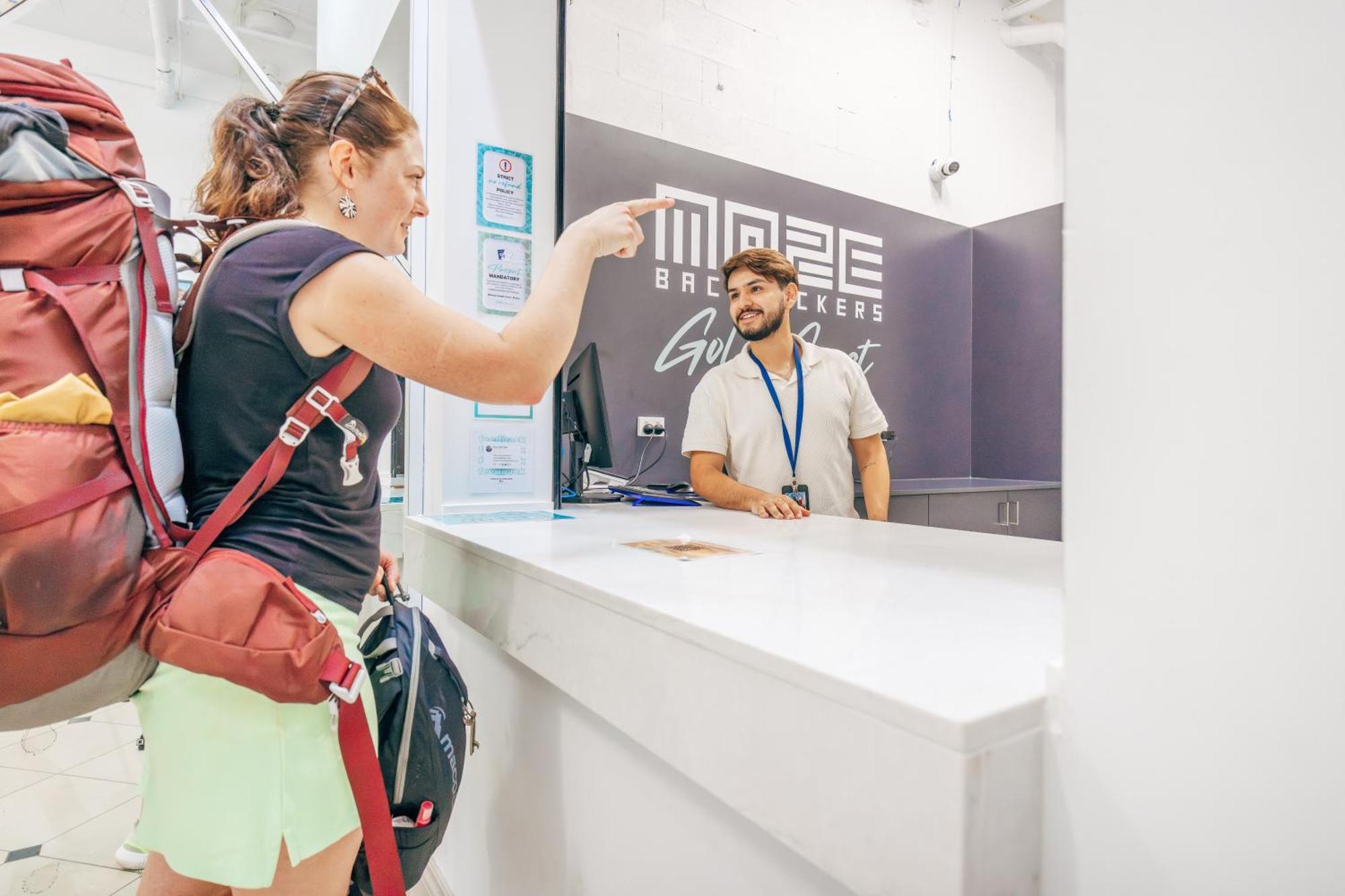 Maze Backpackers - Gold Coast Pansiyon Dış mekan fotoğraf