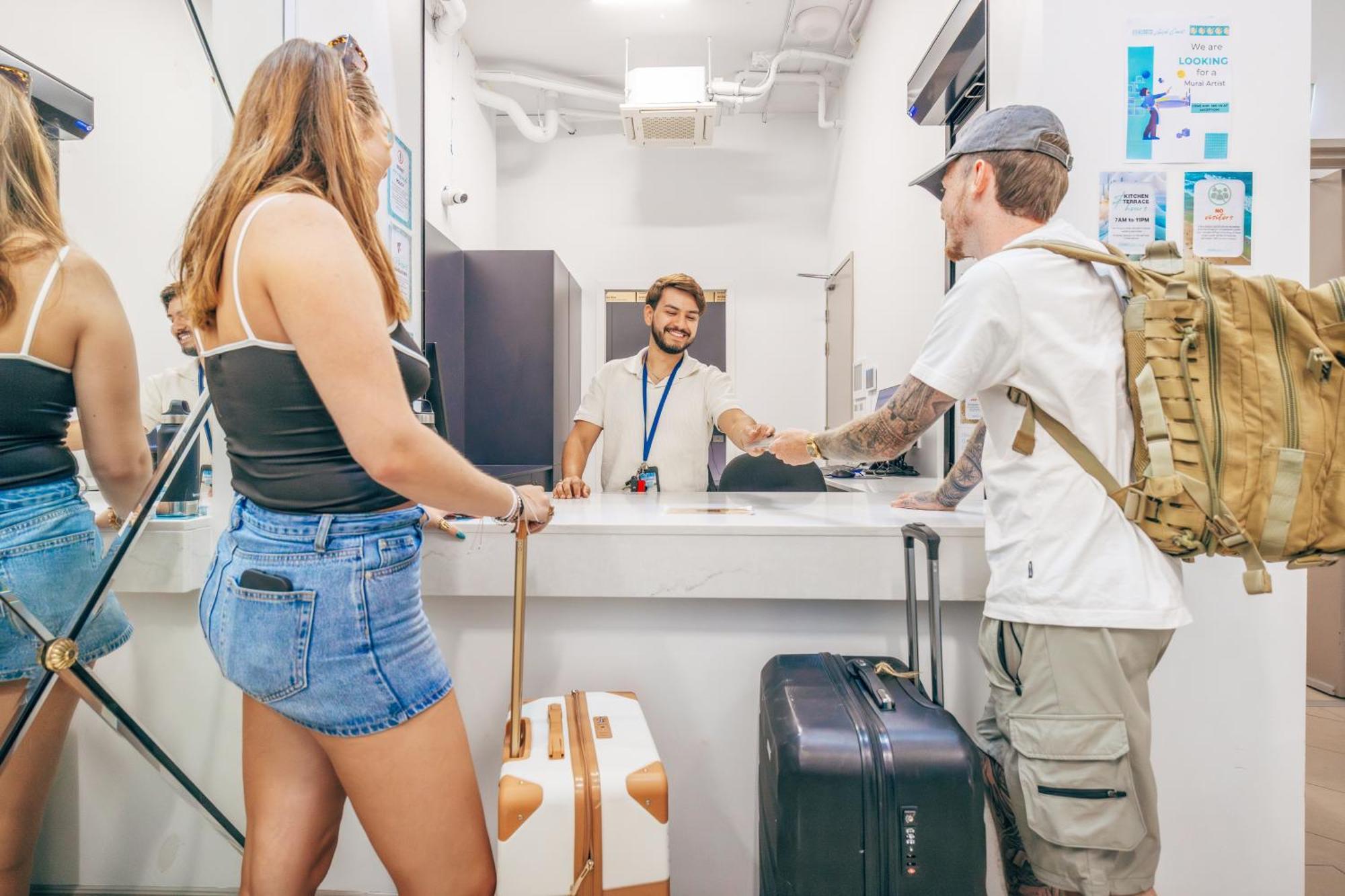 Maze Backpackers - Gold Coast Pansiyon Dış mekan fotoğraf