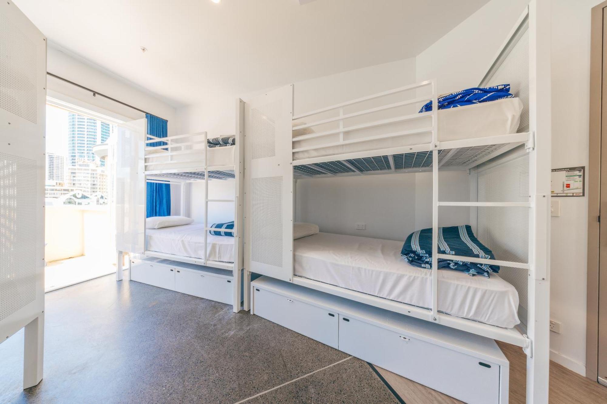 Maze Backpackers - Gold Coast Pansiyon Dış mekan fotoğraf
