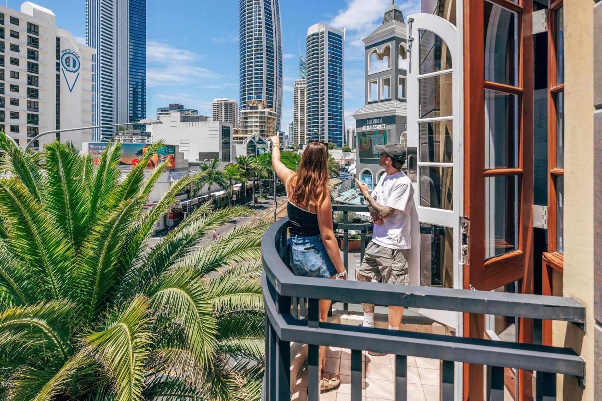 Maze Backpackers - Gold Coast Pansiyon Dış mekan fotoğraf